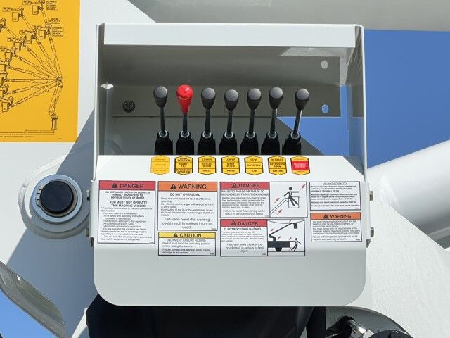 2023 Ford F-600XL 4x4 - BLOWOUT SALE - 16' Steel Flatbed Bucket Truck 59' Working Height Dur-A-Lift DPM Homestead FL