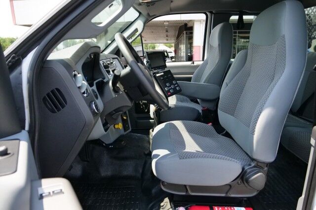 2023 Ford F-750 Super Duty / Platform Stake Bed / Diesel / Muncie Omni System! High Point NC