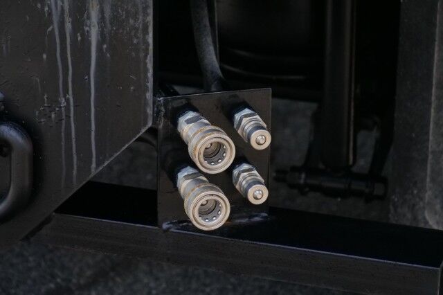 2023 Ford F-750 Super Duty / Platform Stake Bed / Diesel / Muncie Omni System! High Point NC