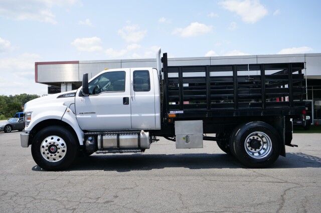 2023 Ford F-750 Super Duty / Platform Stake Bed / Diesel / Muncie Omni System! High Point NC