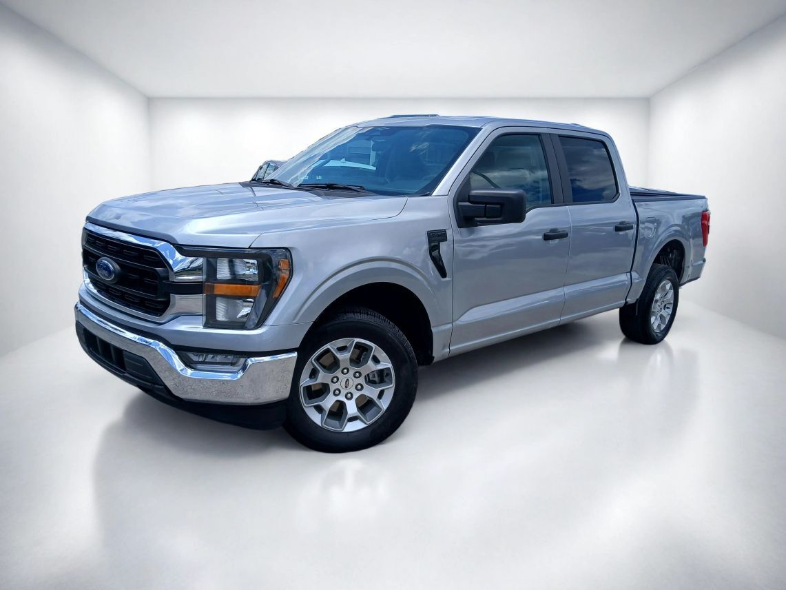 2023 Ford F150 SuperCrew Cab XLT Pickup 4D 5 1/2 ft