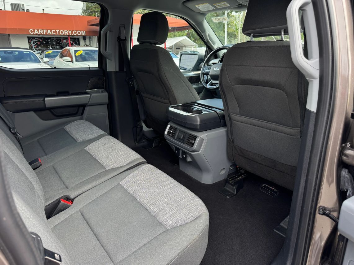 2023 Ford F150 SuperCrew Cab XLT Pickup 4D 5 1/2 ft