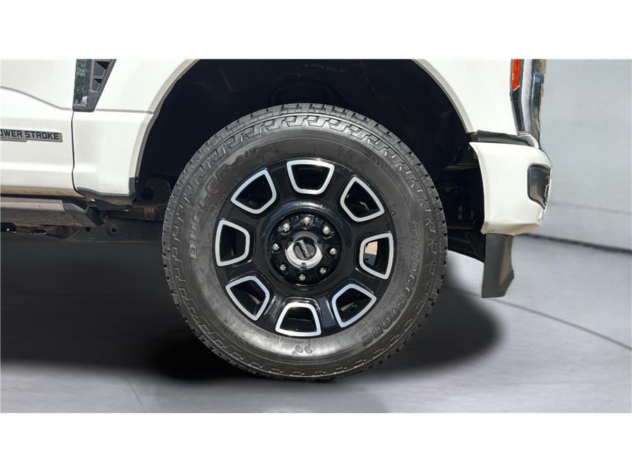 2023 Ford F350 Super Duty Crew Cab Limited Pickup 4D 8 ft Folsom CA