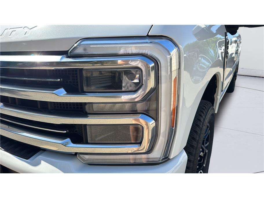 2023 Ford F350 Super Duty Crew Cab Limited Pickup 4D 8 ft Folsom CA