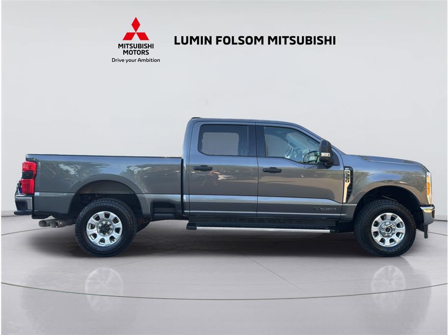 2023 Ford F350 Super Duty Crew Cab XLT Pickup 4D 6 3/4 ft Folsom CA