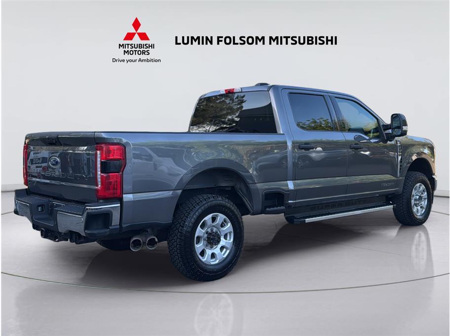 2023 Ford F350 Super Duty Crew Cab XLT Pickup 4D 6 3/4 ft Folsom CA