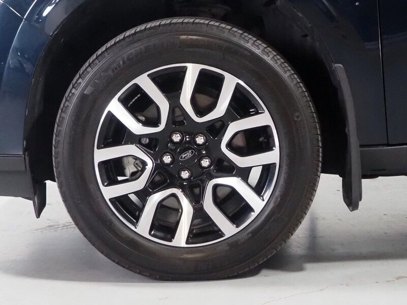 2023 Ford Maverick Lariat SuperCrew *LARIAT LUXURY PKG, NAVIGATION, ADAPTIVE CRUISE, SAFETY ALERTS, BACKUP-CAMERA, COLOR TOUCHSCREEN, HEATED SEATS/STEERING, KEYLESS ENTRY, BANG & OLUFSEN, WIRELESS CHARGING, ANDROID & APPLE Round Rock TX
