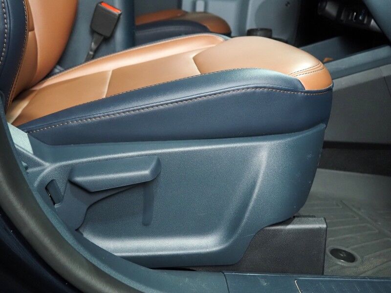 2023 Ford Maverick Lariat SuperCrew *LARIAT LUXURY PKG, NAVIGATION, ADAPTIVE CRUISE, SAFETY ALERTS, BACKUP-CAMERA, COLOR TOUCHSCREEN, HEATED SEATS/STEERING, KEYLESS ENTRY, BANG & OLUFSEN, WIRELESS CHARGING, ANDROID & APPLE Round Rock TX
