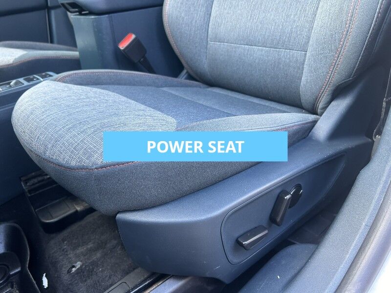 2023 Ford Maverick XLT - SUNROOF - HEATED SEATS - 1 OWNER Webster MA