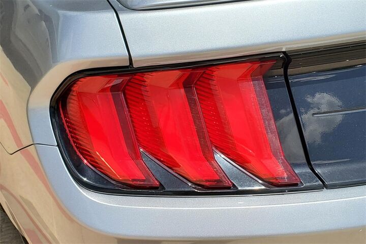 2023 Ford Mustang EcoBoost Premium  TX