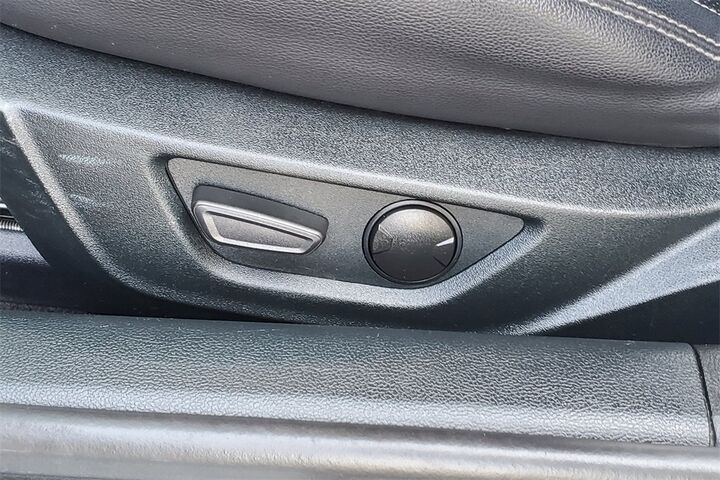 2023 Ford Mustang EcoBoost Premium  TX