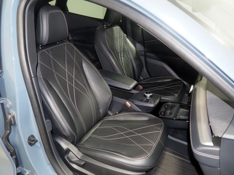 2023 Ford Mustang Mach-E Select *NAVIGATION, DIGITAL COCKPIT, SAFETY ALERTS, ADAPTIVE CRUISE, 360 VIEW CAMERAS, COLOR TOUCHSCREEN, KEYLESS ENTRY, WIRELESS CHARGING, APPLE CARPLAY