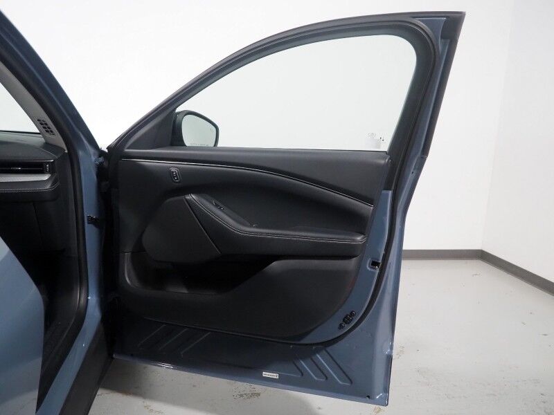 2023 Ford Mustang Mach-E Select *NAVIGATION, DIGITAL COCKPIT, SAFETY ALERTS, ADAPTIVE CRUISE, 360 VIEW CAMERAS, COLOR TOUCHSCREEN, KEYLESS ENTRY, WIRELESS CHARGING, APPLE CARPLAY Round Rock TX
