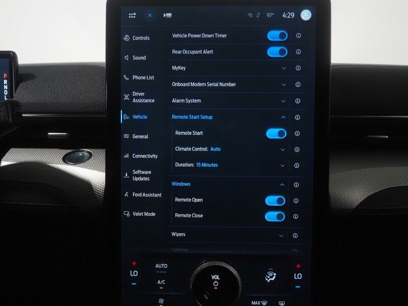2023 Ford Mustang Mach-E Select *NAVIGATION, DIGITAL COCKPIT, SAFETY ALERTS, ADAPTIVE CRUISE, 360 VIEW CAMERAS, COLOR TOUCHSCREEN, KEYLESS ENTRY, WIRELESS CHARGING, APPLE CARPLAY Round Rock TX