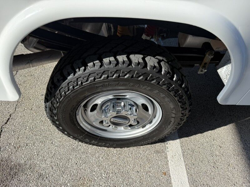 2023 Ford Super Crew F-250 6.8L V8 4x4 Utility XL Collinsville OK