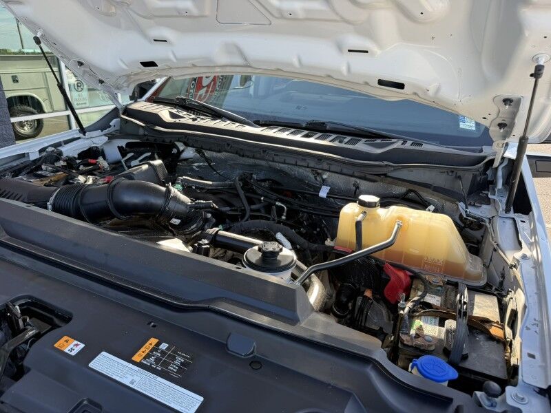2023 Ford Super Crew F-250 6.8L V8 4x4 Utility XL Collinsville OK