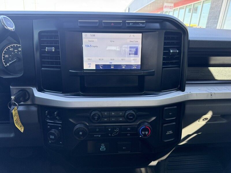 2023 Ford Super Crew F-250 6.8L V8 4x4 Utility XL Collinsville OK