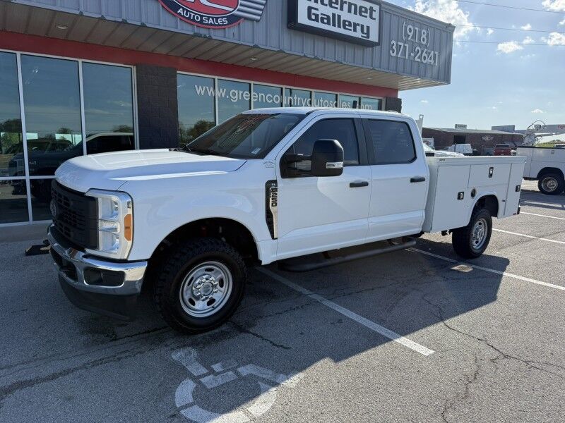 2023 Ford Super Crew F-250 6.8L V8 4x4 Utility XL Collinsville OK