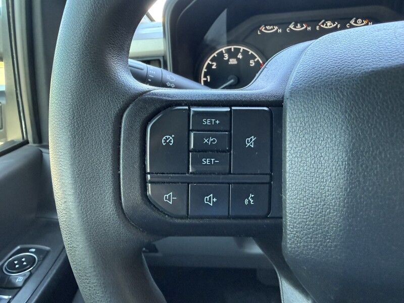 2023 Ford Super Crew F-250 6.8L V8 4x4 Utility XL Collinsville OK