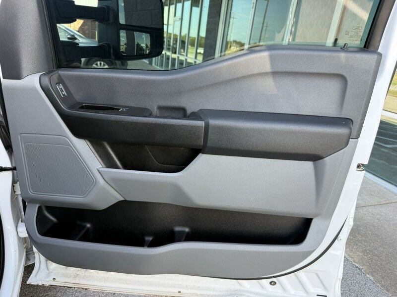 2023 Ford Super Crew F-250 6.8L V8 4x4 Utility XL Collinsville OK
