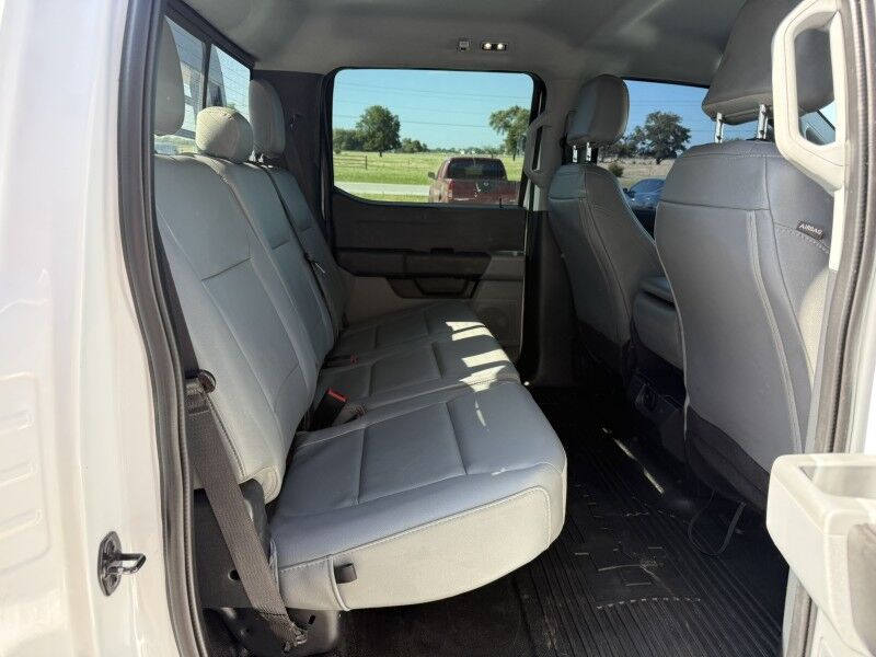 2023 Ford Super Crew F-350 4x4 Diesel Flatbed XL Collinsville OK