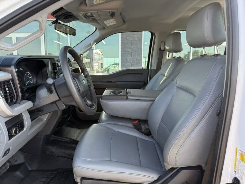 2023 Ford Super Crew F-350 DRW 4x4 6.8L V8 Flatbed XL Collinsville OK