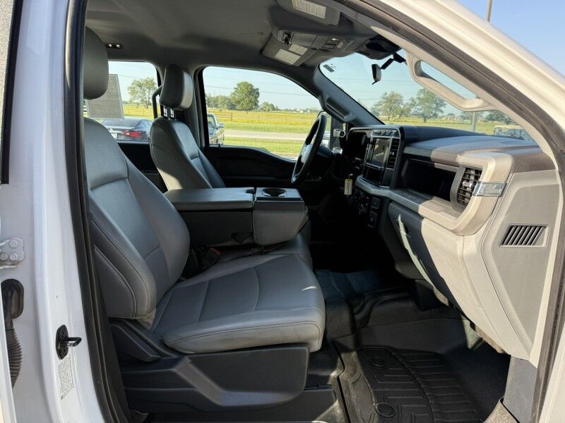 2023 Ford Super Crew F-350 DRW 4x4 6.8L V8 Flatbed XL Collinsville OK