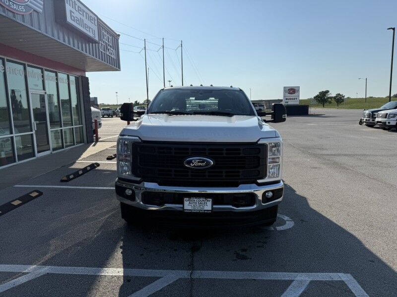 2023 Ford Super Crew F-350 DRW 4x4 6.8L V8 Flatbed XL Collinsville OK