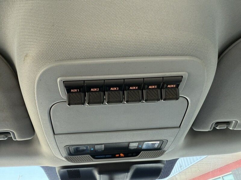 2023 Ford Super Crew F-350 DRW 4x4 6.8L V8 Flatbed XL Collinsville OK