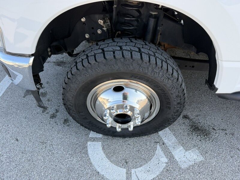 2023 Ford Super Crew F-350 DRW 4x4 6.8L V8 Flatbed XL Collinsville OK