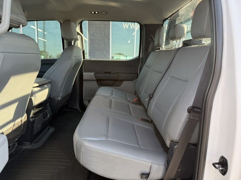 2023 Ford Super Crew F-350 DRW 4x4 6.8L V8 Flatbed XL Collinsville OK