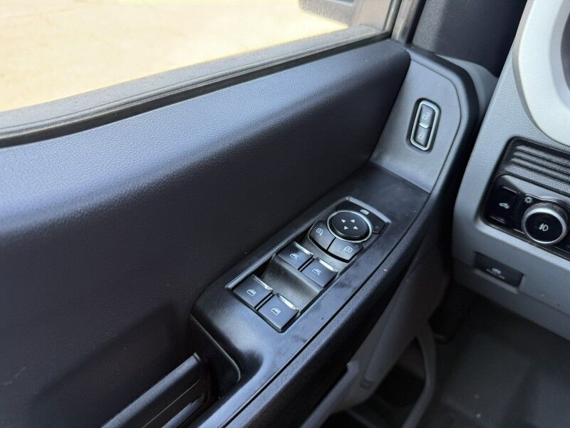 2023 Ford Super Crew F-350 DRW 4x4 6.8L V8 Flatbed XL Collinsville OK