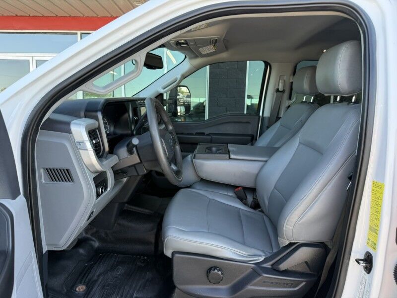 2023 Ford Super Crew F-350 DRW 7.3L 4x4 Utility 82k mi's XL Collinsville OK