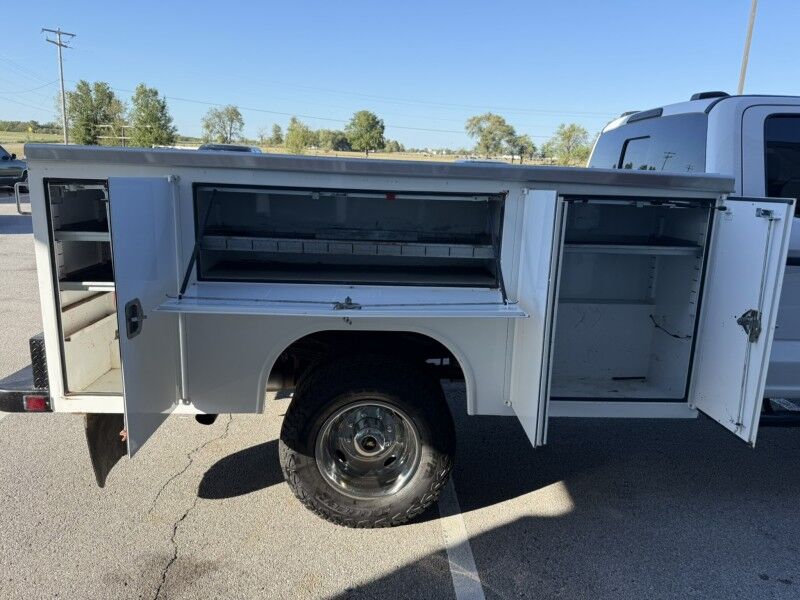 2023 Ford Super Crew F-350 DRW 7.3L 4x4 Utility 82k mi's XL Collinsville OK