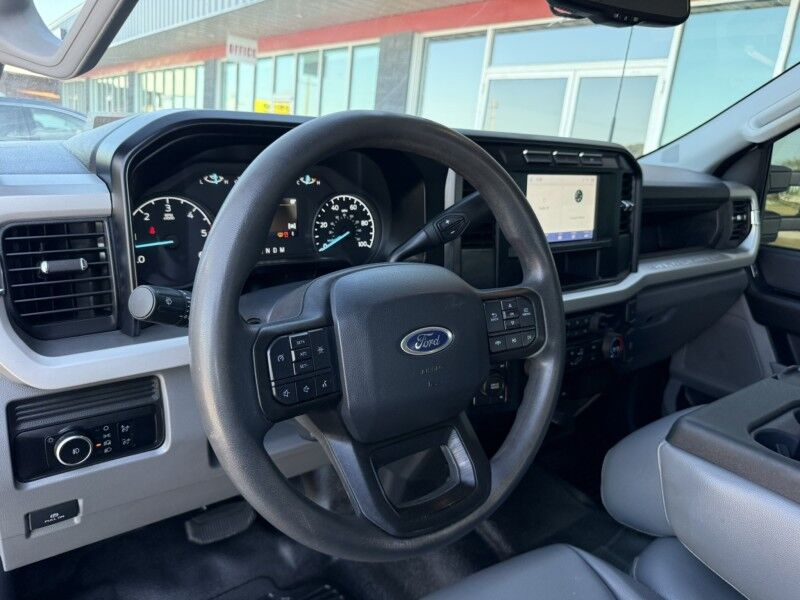 2023 Ford Super Crew F-350 DRW 7.3L 4x4 Utility 82k mi's XL Collinsville OK