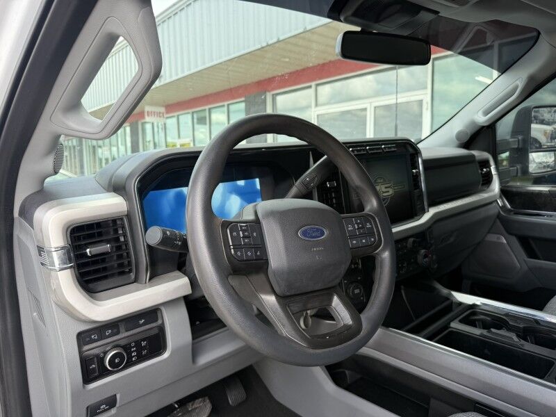 2023 Ford Super Crew F-350 SRW FX4 4x4 Diesel XLT Collinsville OK