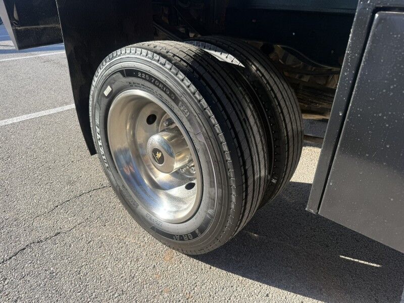 2023 Ford Super Crew F-550 4x4 Diesel Flatbed XL Collinsville OK