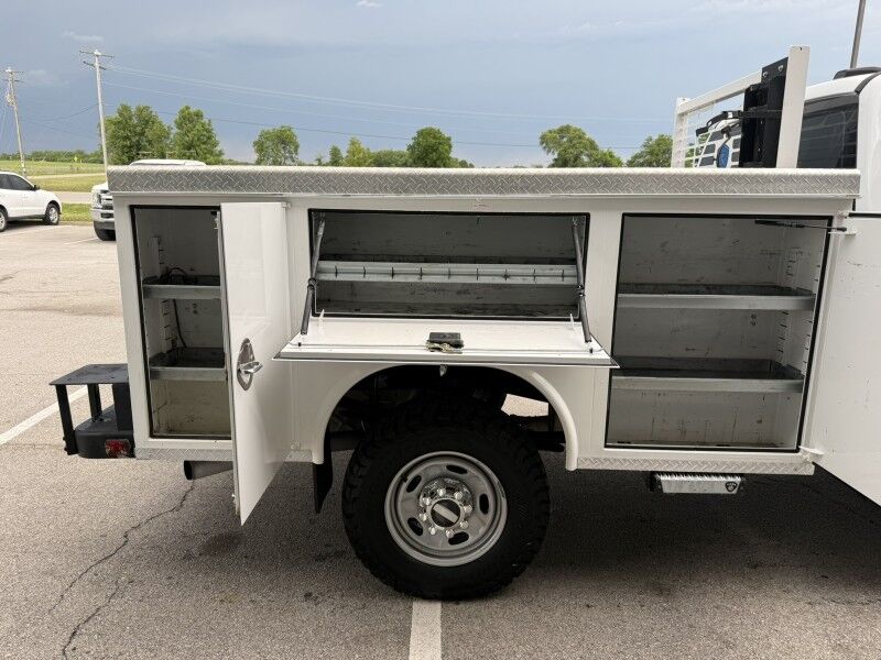 2023 Ford Super Duty F-250 4x4 Utility XL Collinsville OK