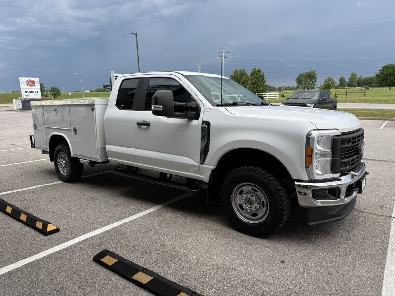 2023 Ford Super Duty F-250 4x4 Utility XL Collinsville OK