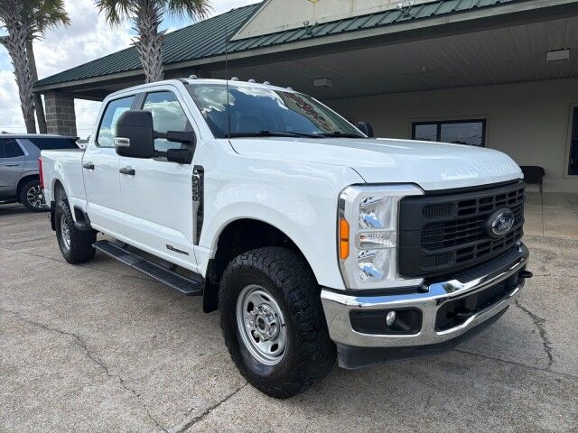 2023 Ford Super Duty F-250 Crew Cab 4WD XL
