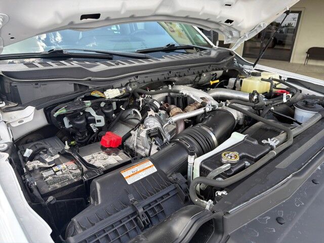 2023 Ford Super Duty F-250 Crew Cab 4WD XLT Lafayette LA