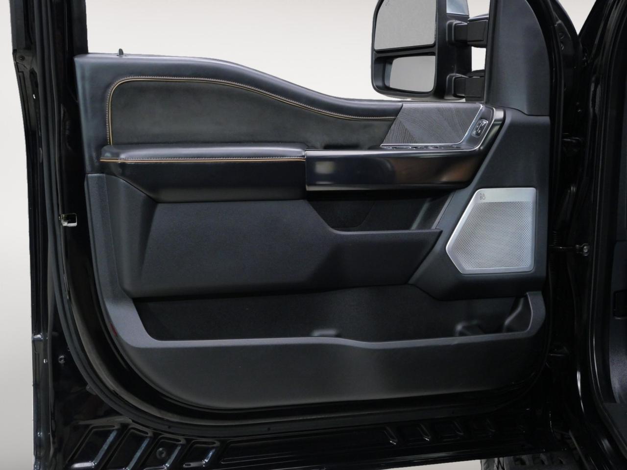 2023 Ford Super Duty F-250 Platinum Tremor High Output 6.7L Power Stroke 4x4 Mansfield TX