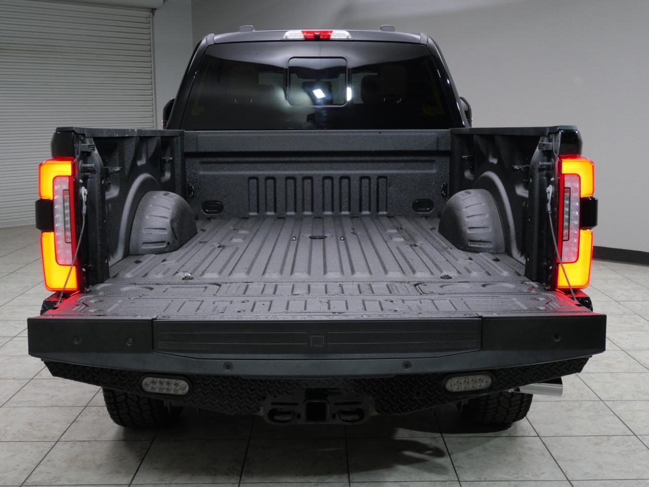 2023 Ford Super Duty F-250 Platinum Tremor High Output 6.7L Power Stroke 4x4 Mansfield TX