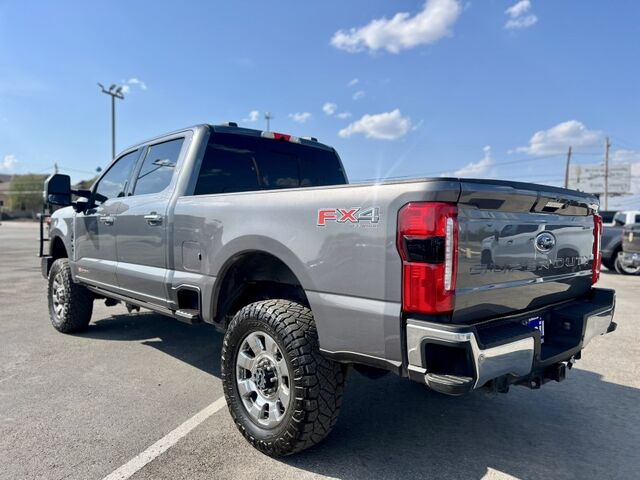 2023 Ford Super Duty F-250 SRW LARIAT  TX