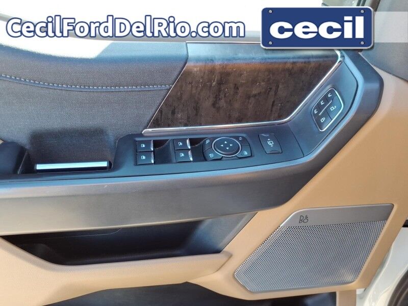 2023 Ford Super Duty F-250 SRW LARIAT Del Rio TX