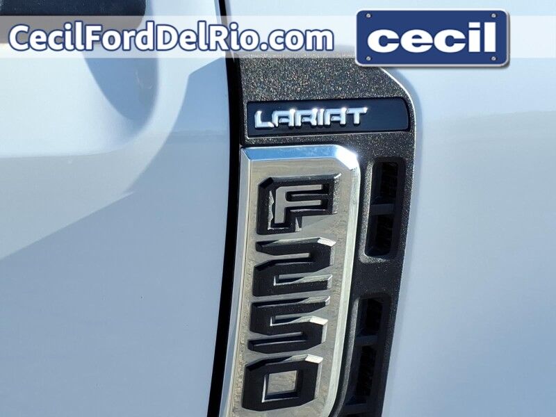 2023 Ford Super Duty F-250 SRW LARIAT Del Rio TX