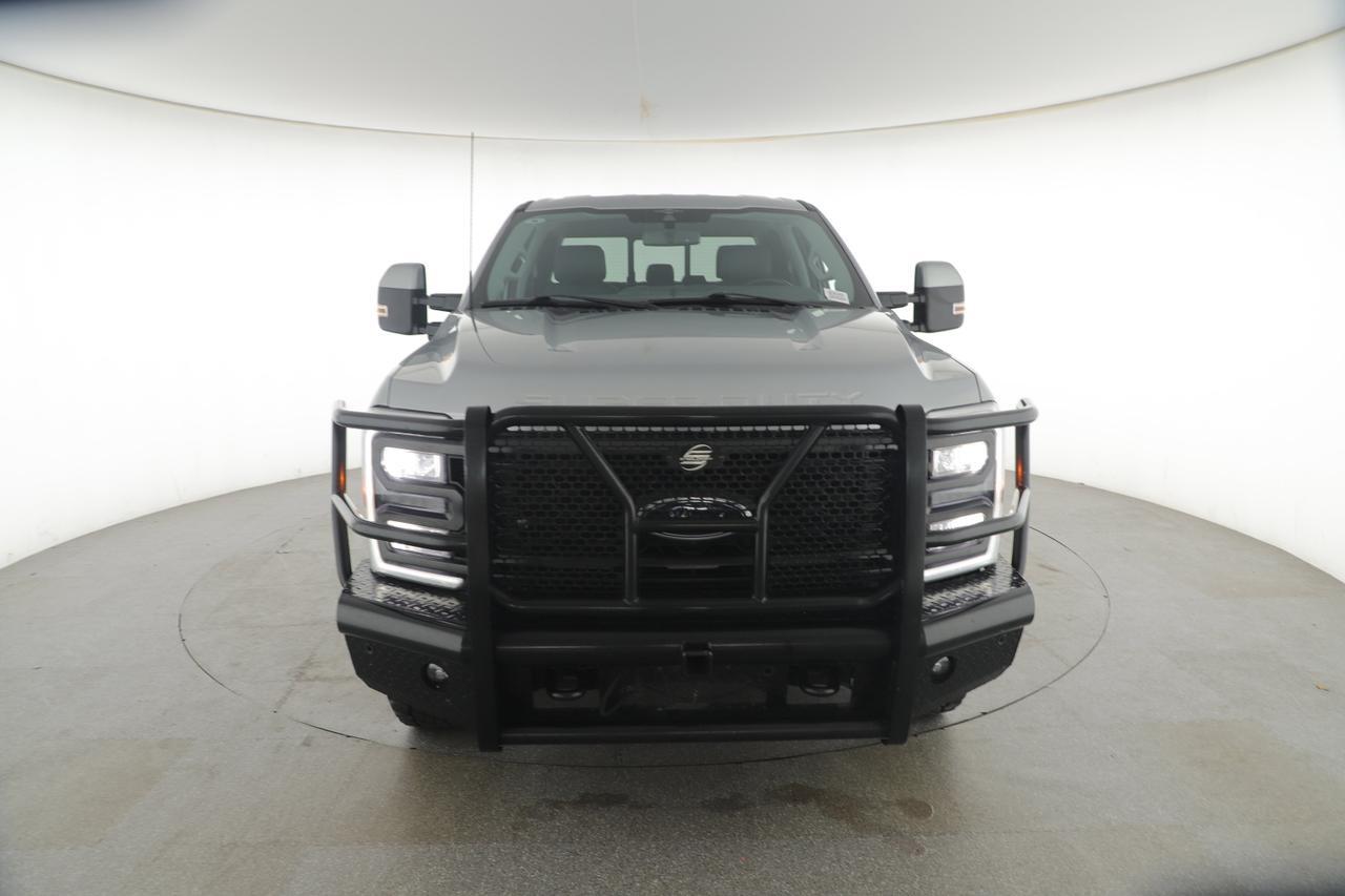 2023 Ford Super Duty F-250 SRW LARIAT