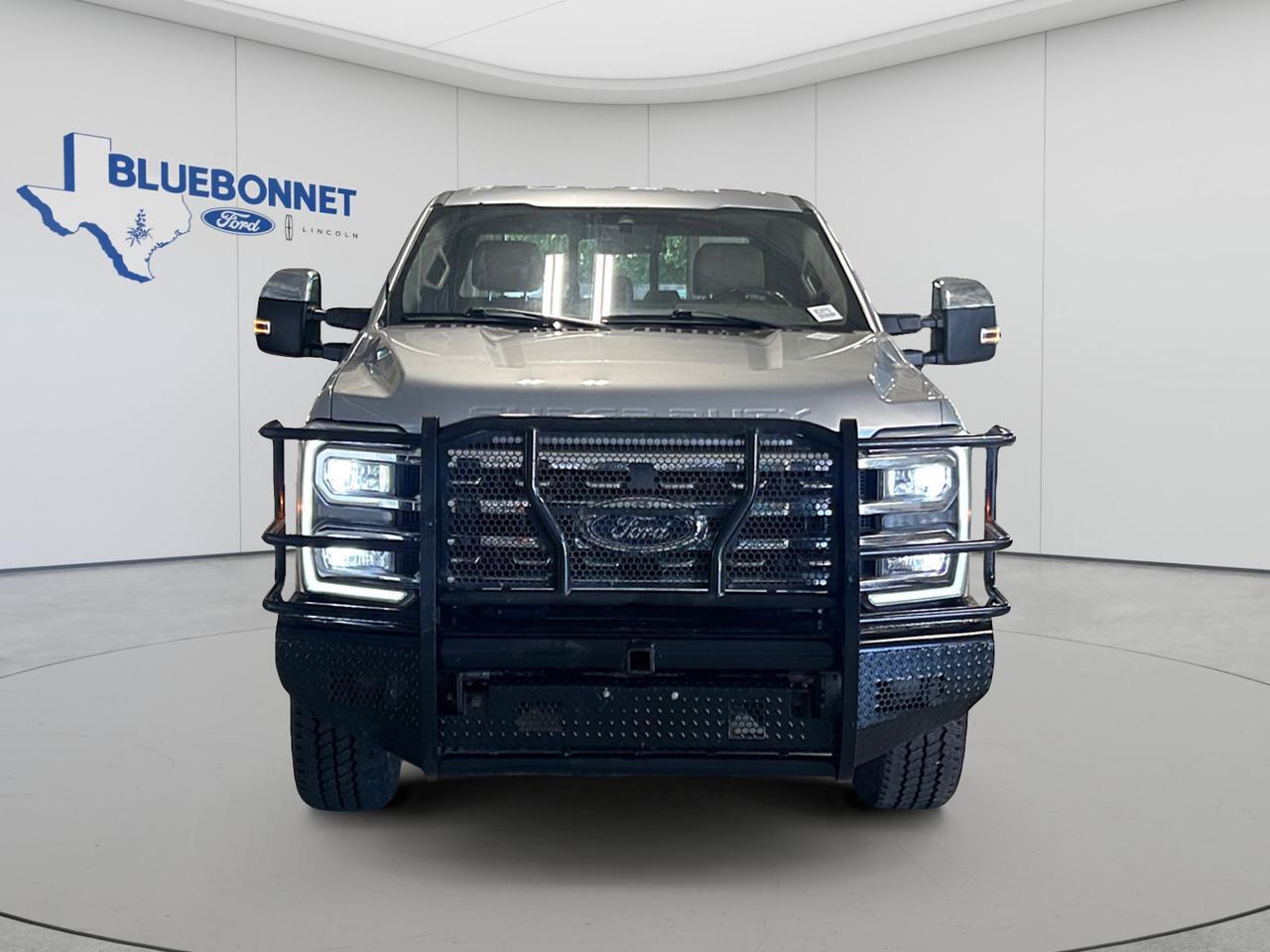 2023 Ford Super Duty F-250 SRW LARIAT