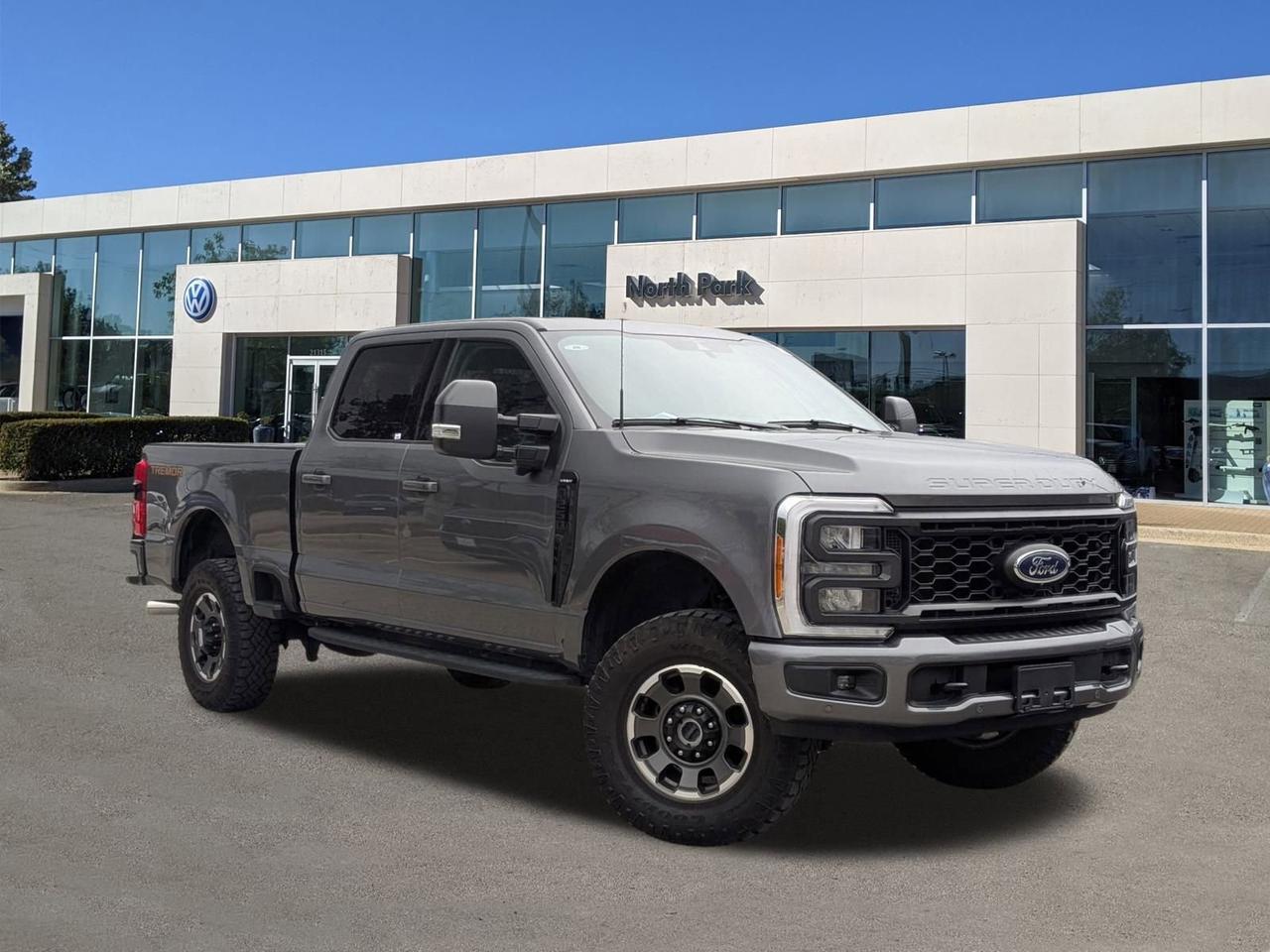 2023 Ford Super Duty F-250 SRW LARIAT
