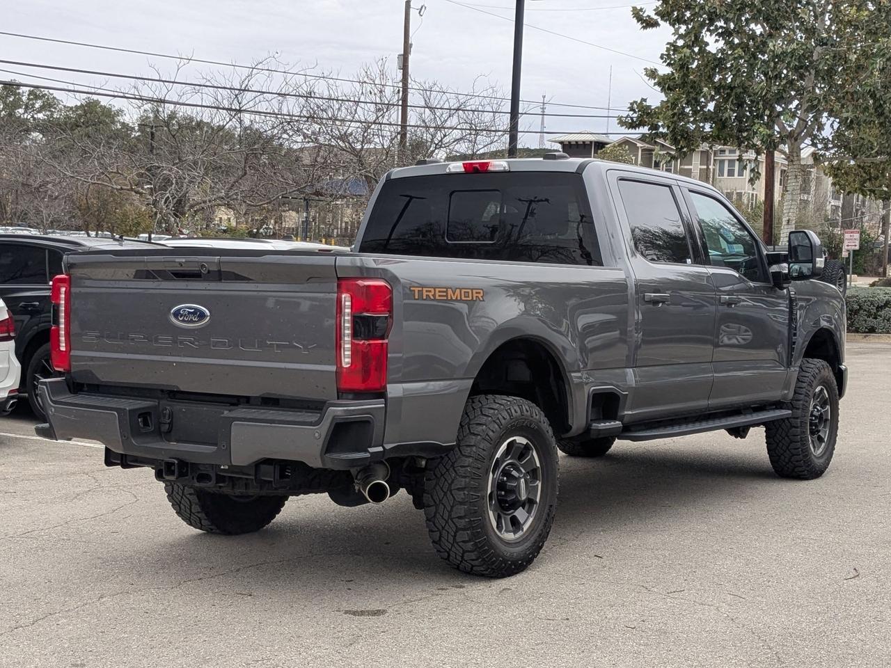 2023 Ford Super Duty F-250 SRW LARIAT